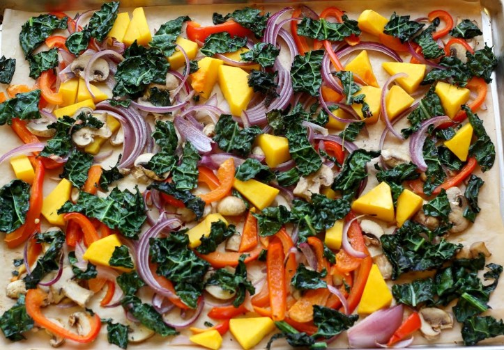 SheetPanVeggies_7_squash_kale
